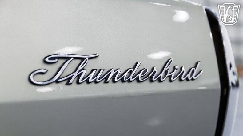 1966 Ford Thunderbird