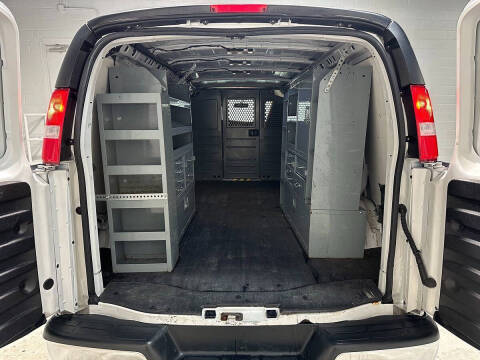 2020 GMC Savana 2500