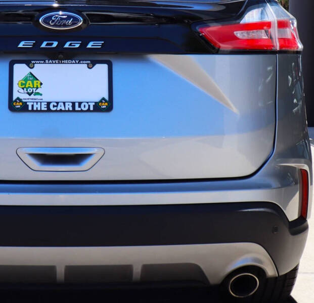 2021 Ford Edge Titanium