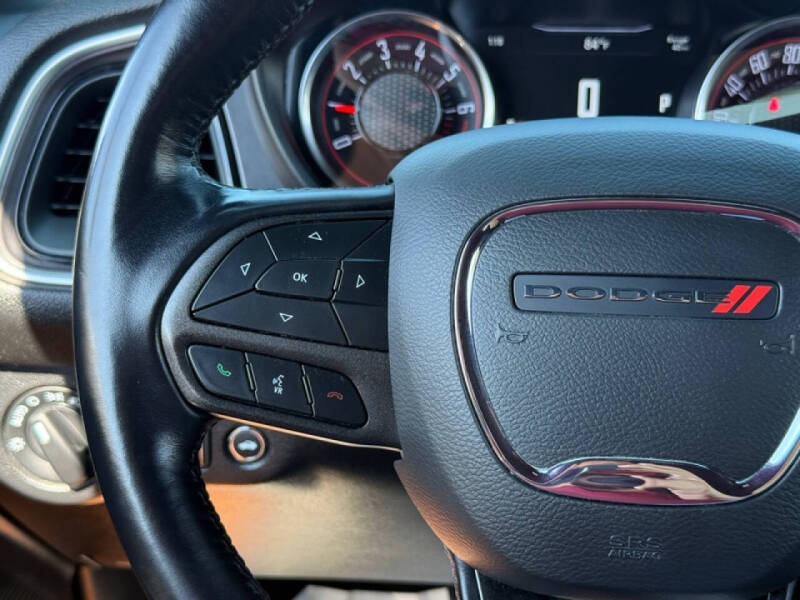 2022 Dodge Challenger SXT