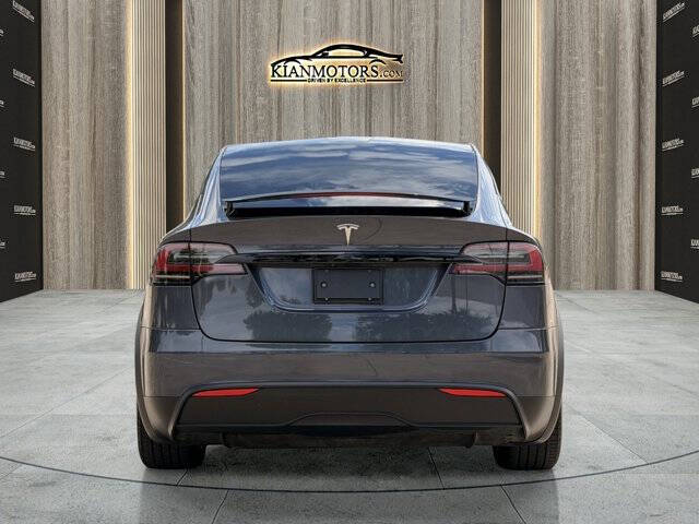 2023 Tesla Model X Standard Range