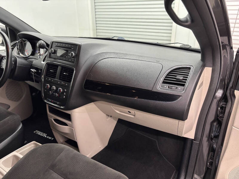 2016 Dodge Grand Caravan SE Plus