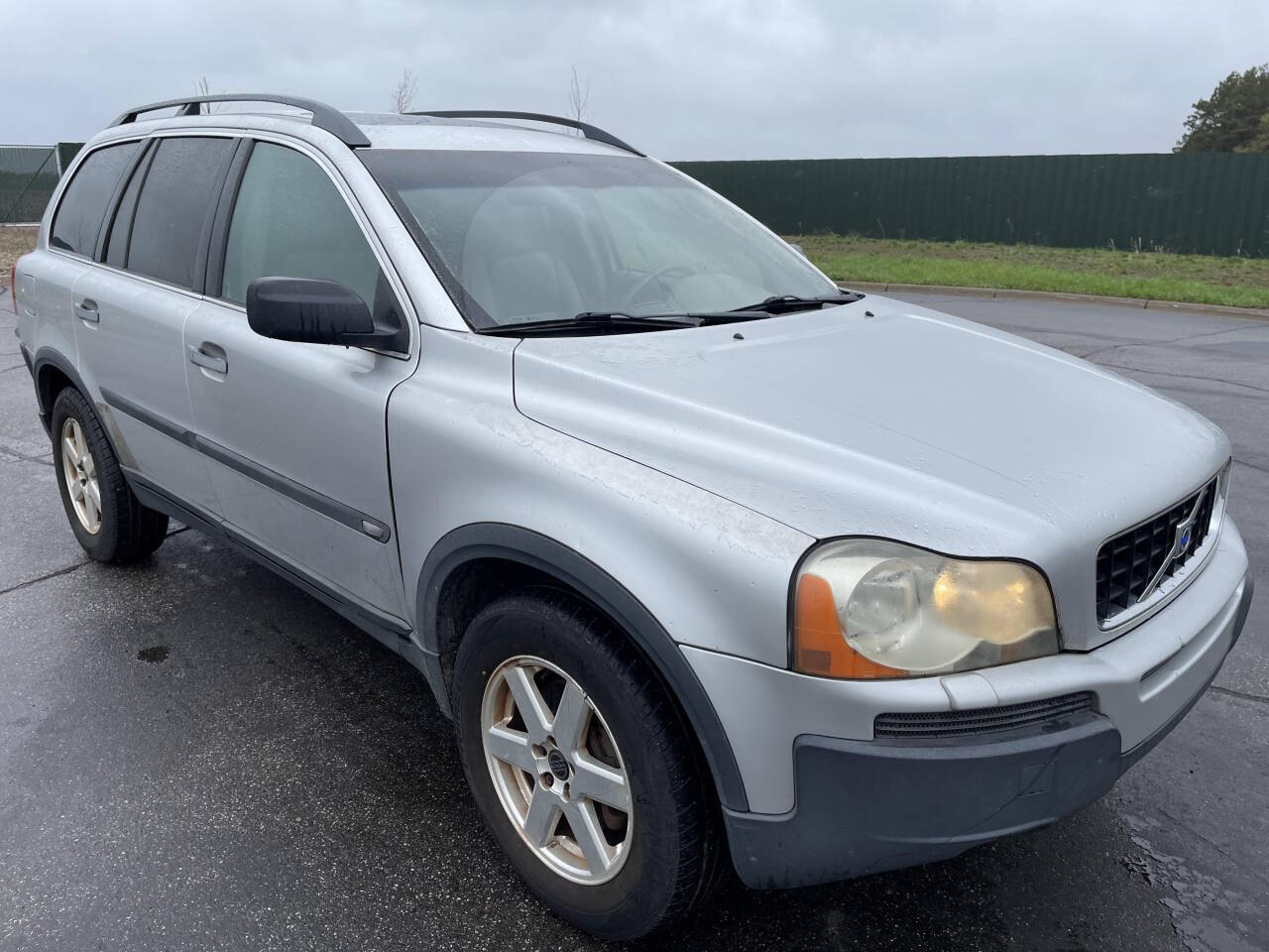 2004 Volvo XC90 for sale at Twin Cities Auctions in Elk River, MN