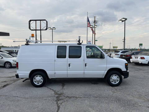 2014 Ford E-Series E-150