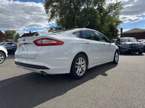 2015 Ford Fusion SE