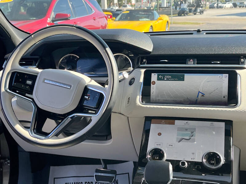 2022 Land Rover Range Rover Velar P250 R-Dynamic S