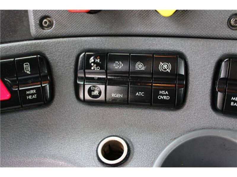 2016 Freightliner Cascadia