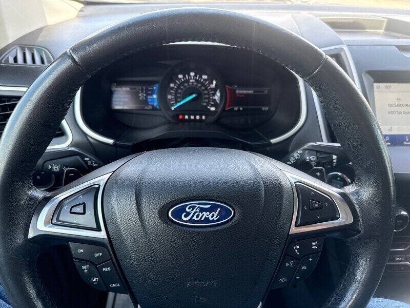 2020 Ford Edge
