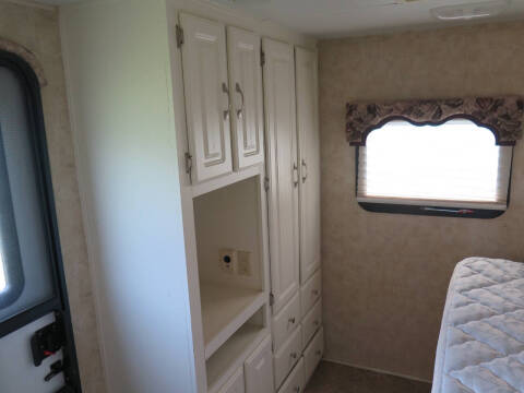 2006 Dutchmen RV Adirondack