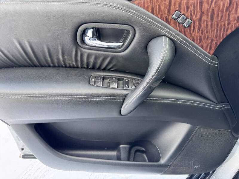 2017 Nissan Armada SL