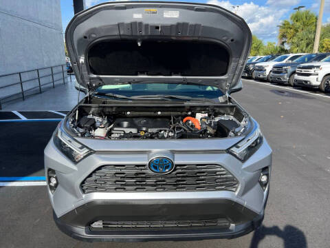 2022 Toyota RAV4 Hybrid XLE Premium