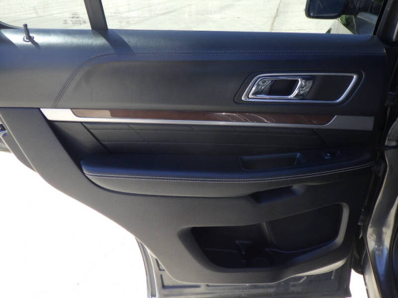 2018 Ford Explorer Platinum