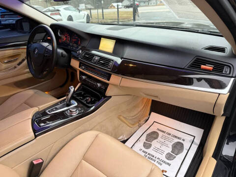 2013 BMW 5 Series 528i