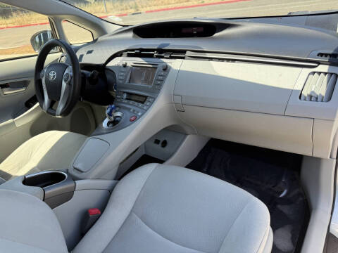 2012 Toyota Prius Two