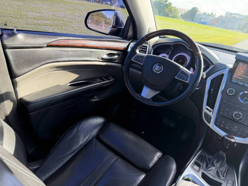 2011 Cadillac SRX Luxury Collection