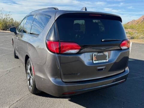 2019 Chrysler Pacifica Touring L