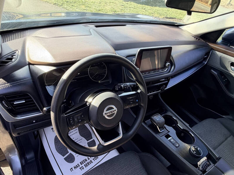 2021 Nissan Rogue SV