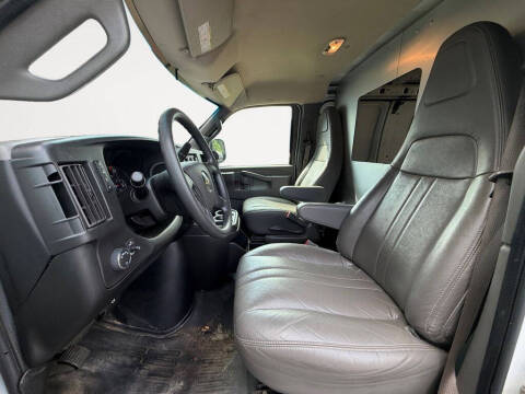 2020 Chevrolet Express 2500