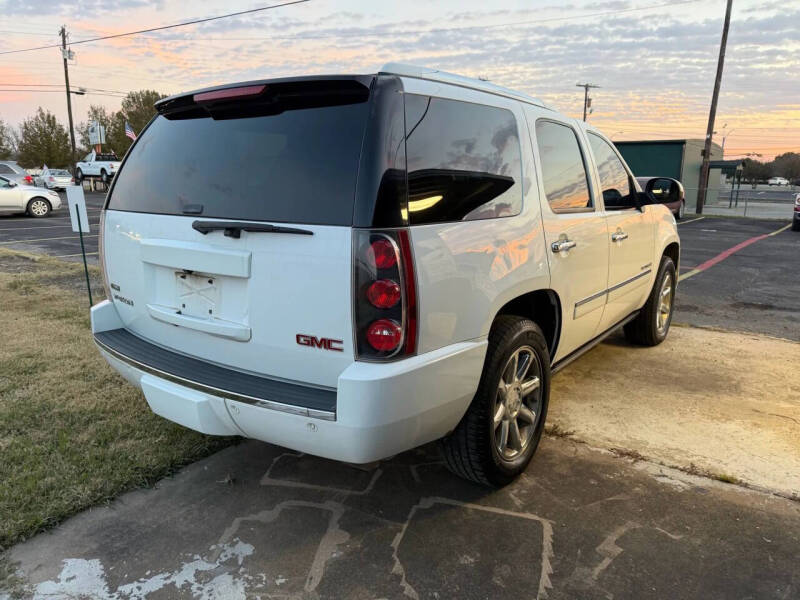 2009 GMC Yukon Denali