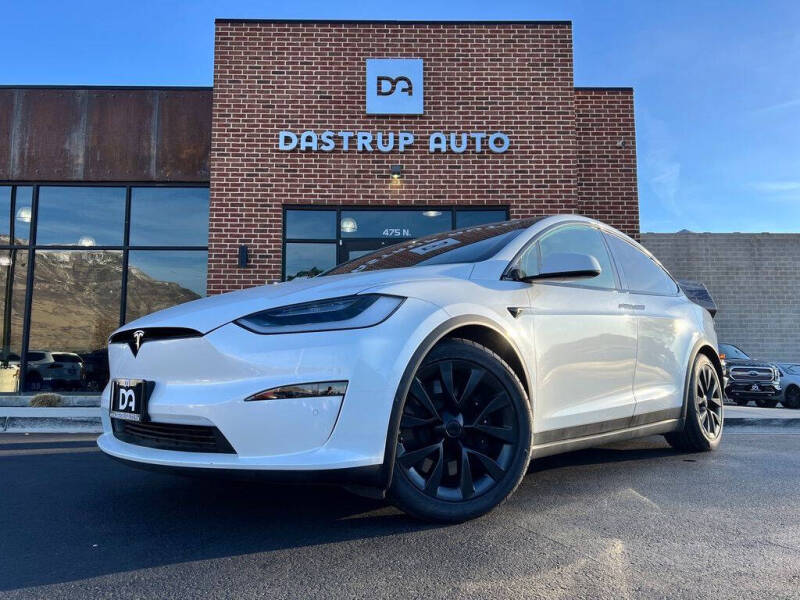 2022 Tesla Model X Long Range's photo