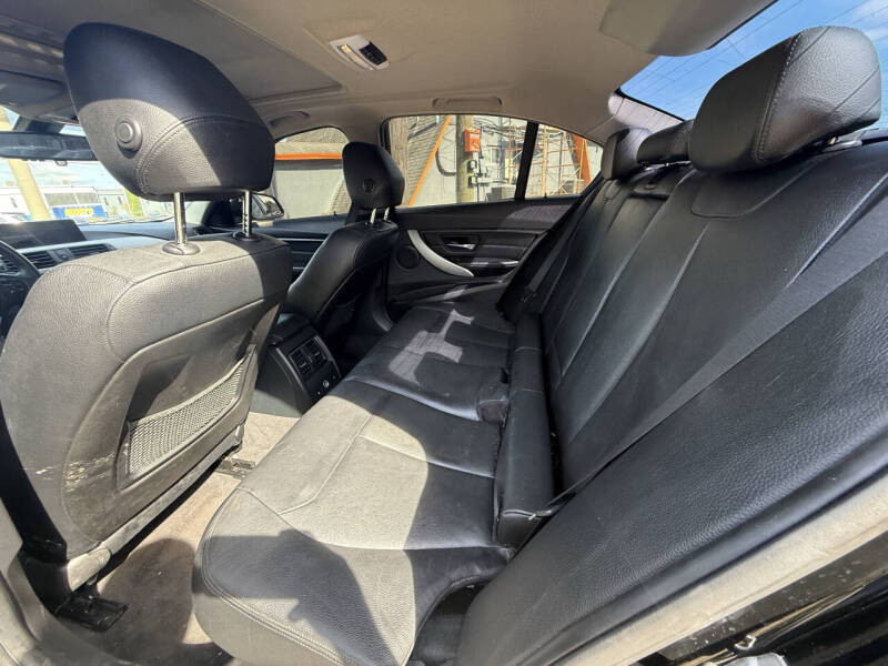 2017 BMW 3 Series 320i xDrive