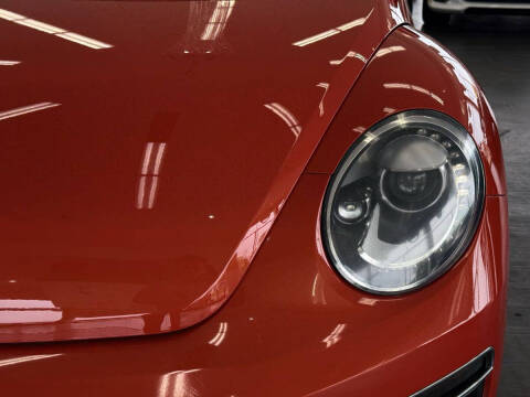 2018 Volkswagen Beetle 2.0T Coast