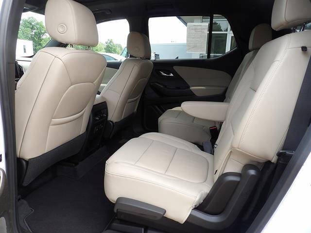 2022 Chevrolet Traverse LT Leather