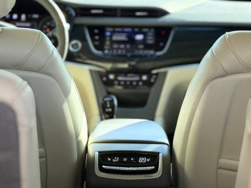 2020 Cadillac XT6 Premium Luxury