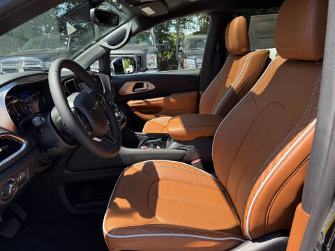 2026 Chrysler Pacifica Pinnacle