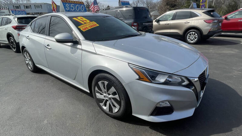 2019 Nissan Altima for sale at North American Credit Inc. in Waukegan IL