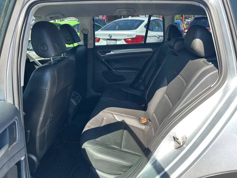 2017 Volkswagen Golf Alltrack