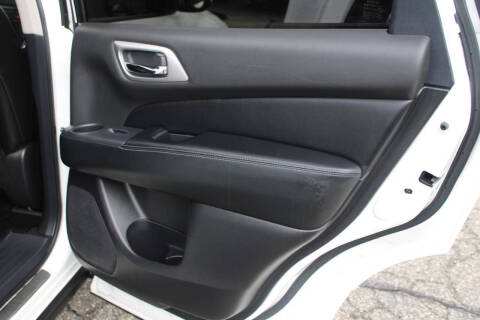 2013 Nissan Pathfinder SL