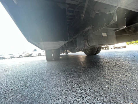 2017 Freightliner MT45 Chassis