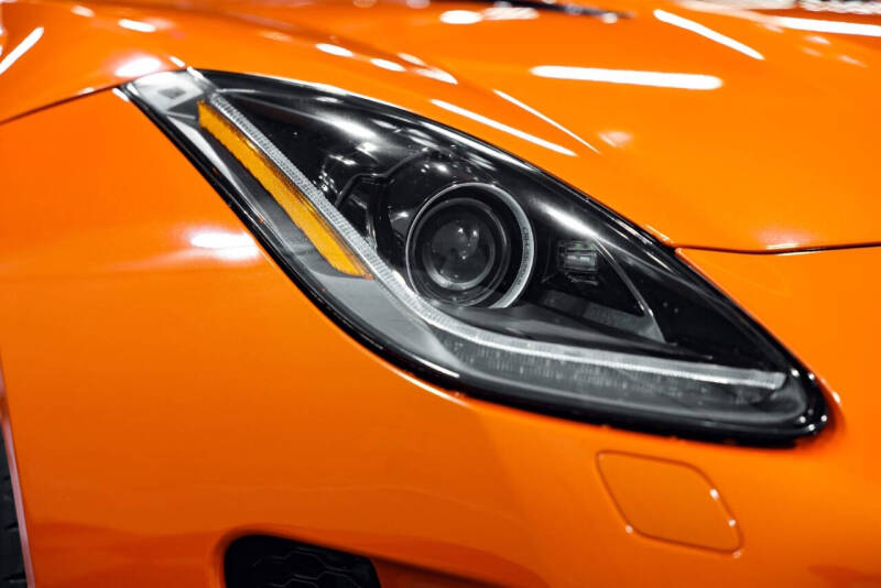 2015 Jaguar F-TYPE R