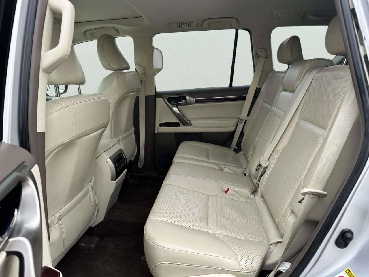 LexusGX 46011