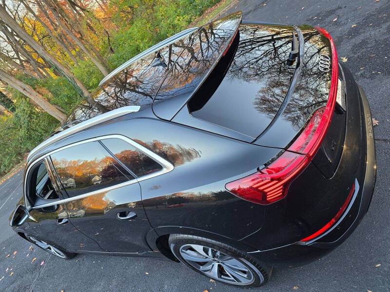 2024 Audi Q8 e-tron quattro Premium Plus