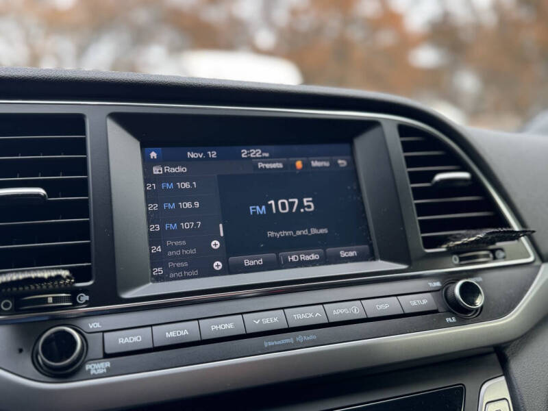 2018 Hyundai Elantra SEL