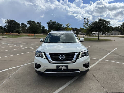 2019 Nissan Pathfinder Platinum