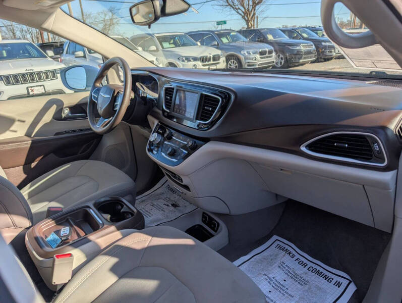 2018 Chrysler Pacifica Touring Plus