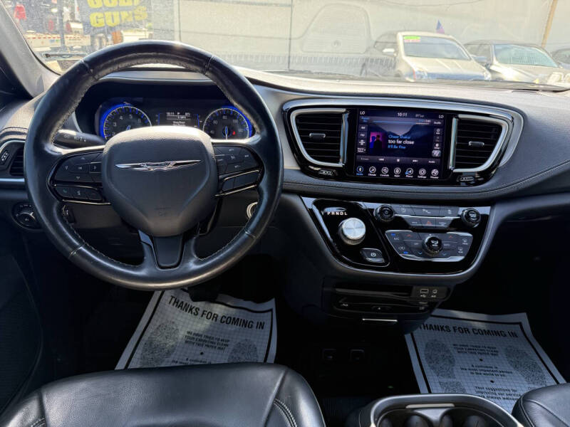 2020 Chrysler Pacifica Launch Edition