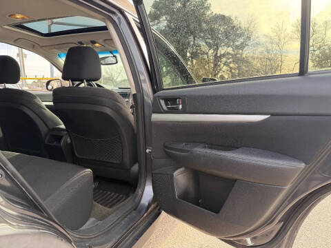 2012 Subaru Outback 2.5i Premium