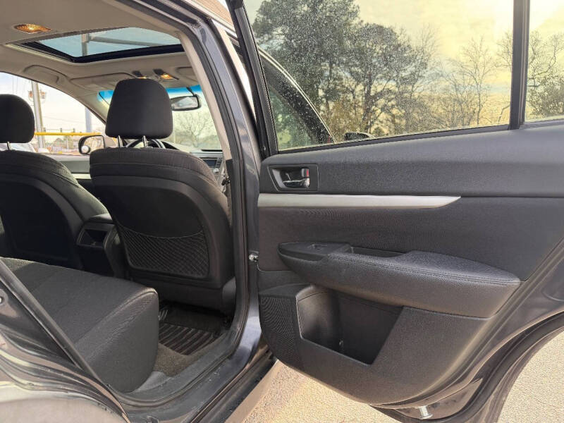 2012 Subaru Outback 2.5i Premium