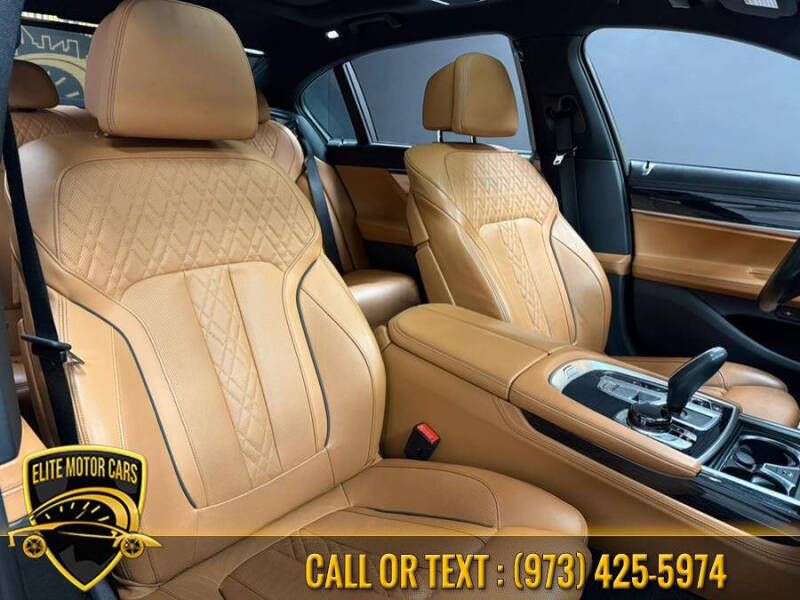 2022 BMW 7 Series 750i xDrive