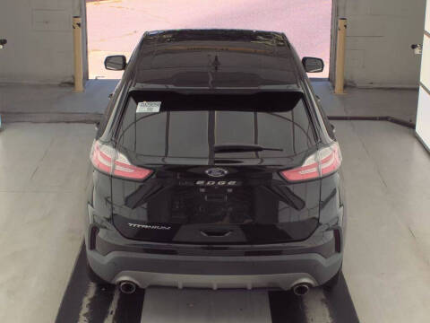 2021 Ford Edge Titanium