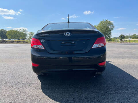 2015 Hyundai Accent GLS