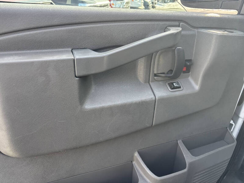 2019 Chevrolet Express 2500