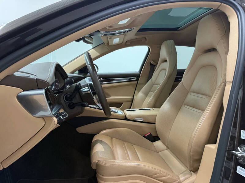 2020 Porsche Panamera