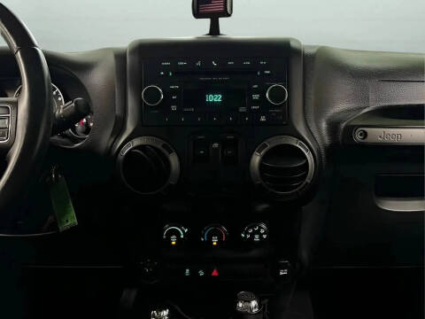 2017 Jeep Wrangler Willys Wheeler