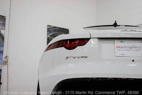 2018 Jaguar F-TYPE R-Dynamic