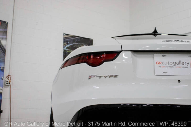2018 Jaguar F-TYPE R-Dynamic